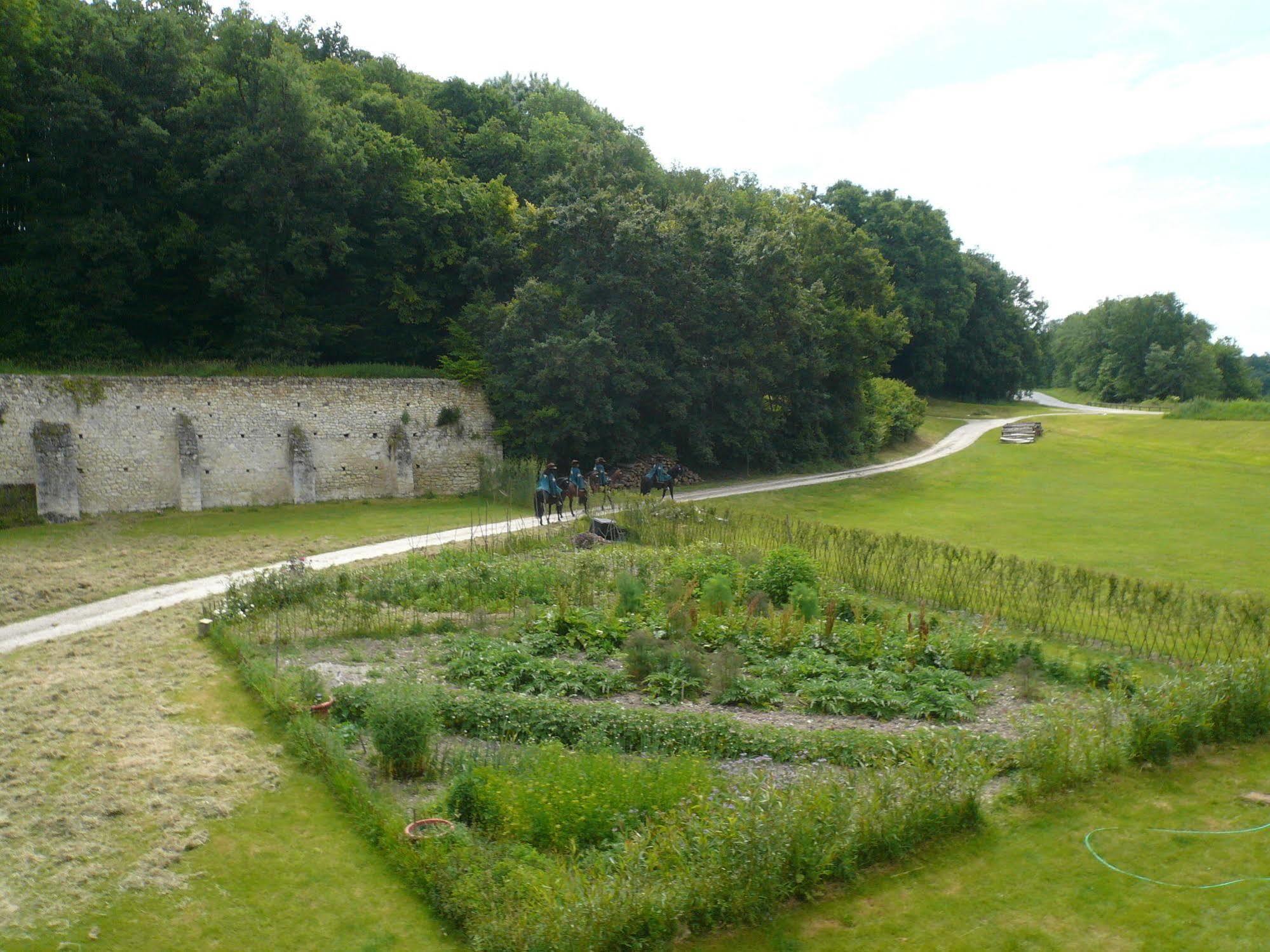 Chateau-Monastere De La Corroirie Montresor Bagian luar foto